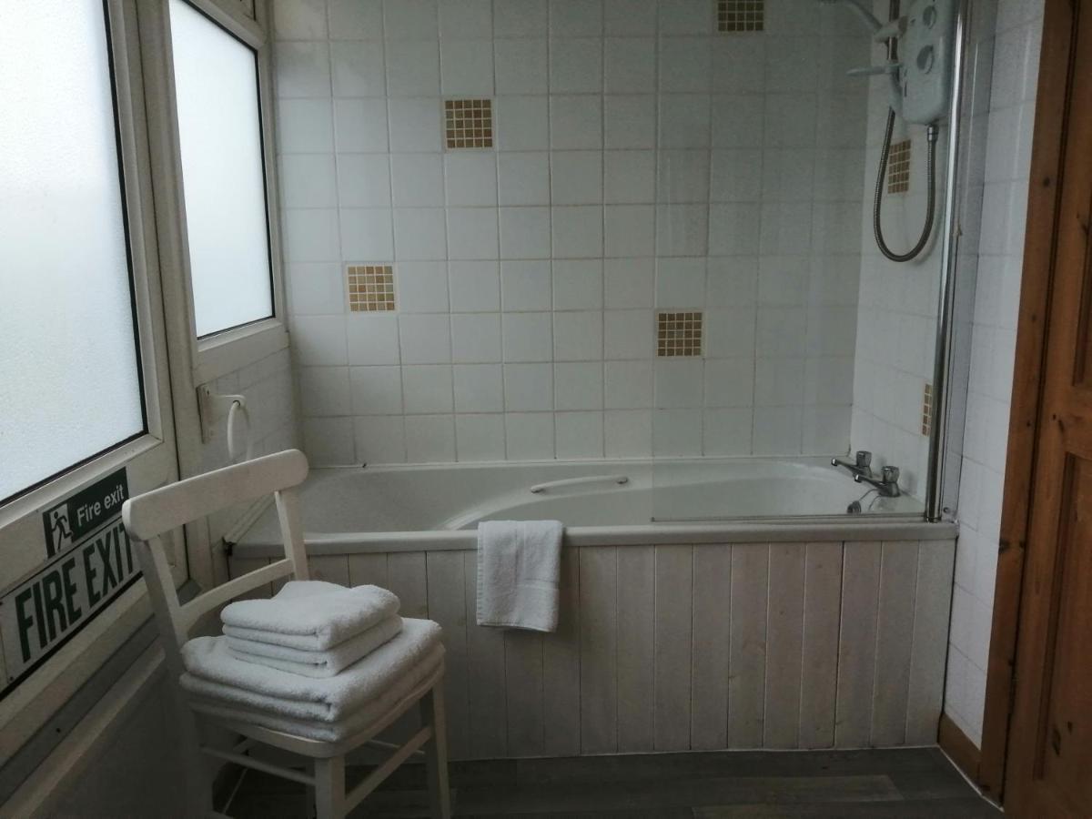 Harbourlight Guesthouse Saundersfoot Exteriör bild